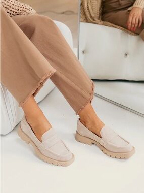 Dolce Vita Elias Patent Leather Square Toe Penny Loafers Sesame Crinkle Size 8.5
